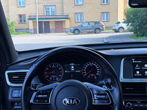 2019 Kia Optima IV Рестайлинг, чёрный, 1800000 рублей - вид 10