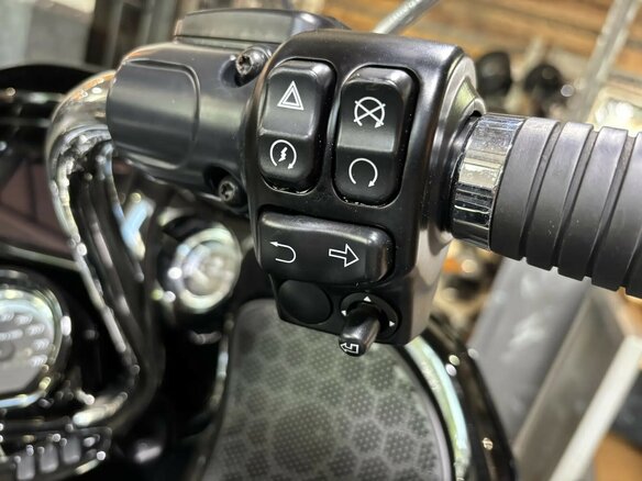 2019 Harley-Davidson Road Glide Limited, чёрный, 2570000 рублей - вид 13