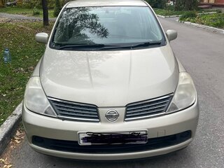 2005 Nissan Tiida Latio I, серебристый, 380000 рублей, вид 2
