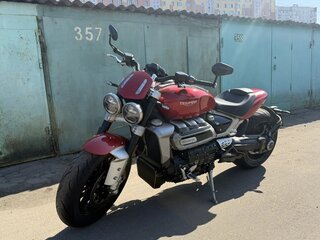 2021 Triumph Rocket 3, красный, 1700000 рублей, вид 2