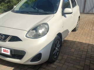 2017 Nissan March IV (K13) Рестайлинг, белый, 750000 рублей, вид 1
