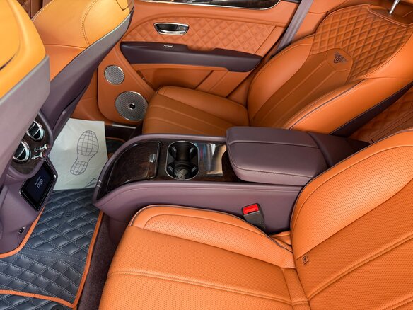 2021 Bentley Bentayga I Рестайлинг, синий, 23000000 рублей - вид 25