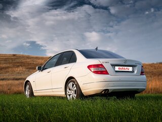 2008 Mercedes-Benz C-Класс 180 Kompressor III (W204), белый, 1050000 рублей, вид 2