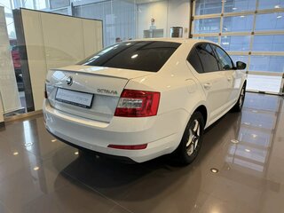 2016 Skoda Octavia III (A7), белый, 1490000 рублей, вид 4