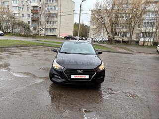2018 Hyundai Solaris II, чёрный, 1350000 рублей, вид 4