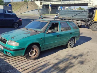 1998 Skoda Felicia I Рестайлинг, зелёный, 60000 рублей, вид 2