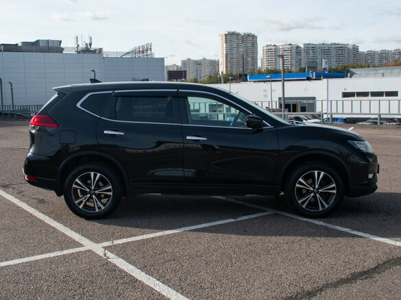 2018 Nissan X-Trail III Рестайлинг, чёрный, 1819000 рублей - вид 3