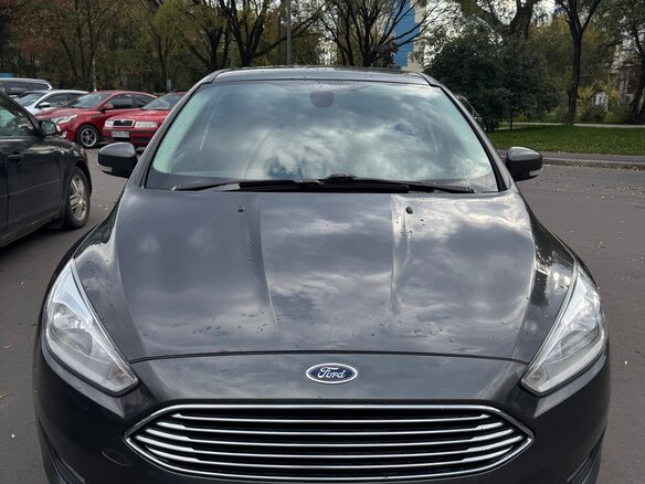 2019 Ford Focus III Рестайлинг, серый, 1050000 рублей - вид 1