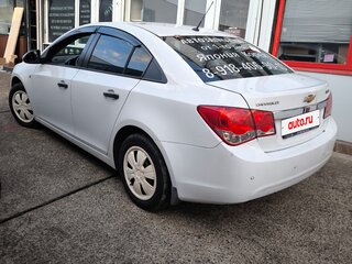 2011 Chevrolet Cruze I, белый, 600000 рублей, вид 4