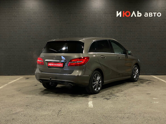 2013 Mercedes-Benz B-Класс 200 II (W246), серый, 1100000 рублей - вид 4
