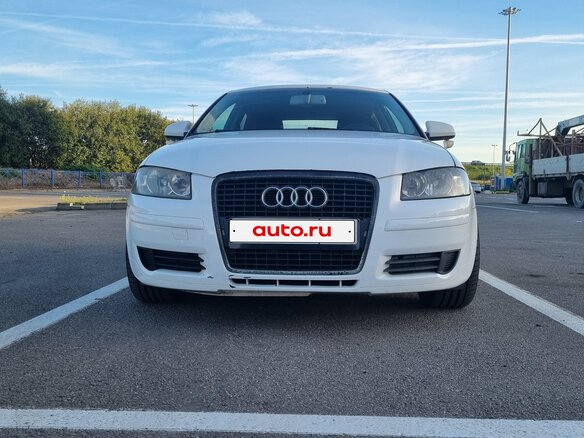 2008 Audi A3 II (8P) Рестайлинг 1, белый, 440000 рублей - вид 1