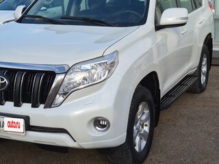 2014 Toyota Land Cruiser Prado 150 Series Рестайлинг 1, белый, 2650000 рублей, вид 1