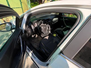 2013 Opel Astra J Рестайлинг, белый, 510000 рублей, вид 5