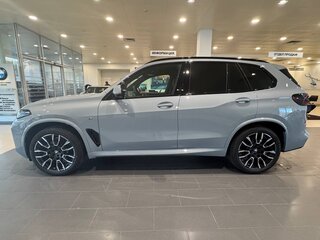 2025 BMW X5 Long 40Li IV (G05/G18) Рестайлинг, серый, 15000000 рублей, вид 4