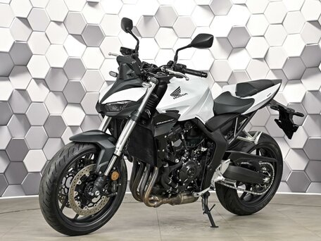 2025 Honda CB 1000 Hornet, белый, 1299000 рублей, вид 2