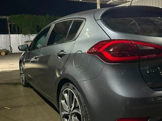 2017 Kia Ceed GT I Рестайлинг, чёрный, 1500000 рублей, вид 5