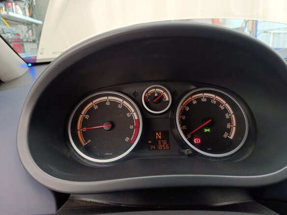 2008 Opel Corsa D, золотистый, 450000 рублей - вид 1