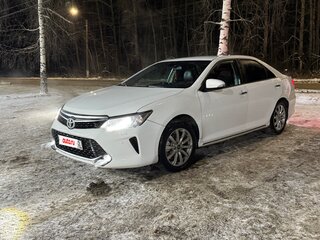 2013 Toyota Camry VII (XV50), белый, 1290000 рублей, вид 2