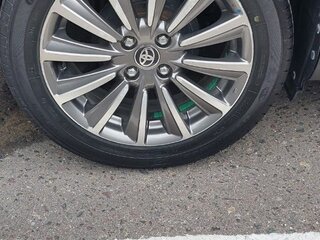 2022 Toyota Belta II, серый, 1850000 рублей, вид 5