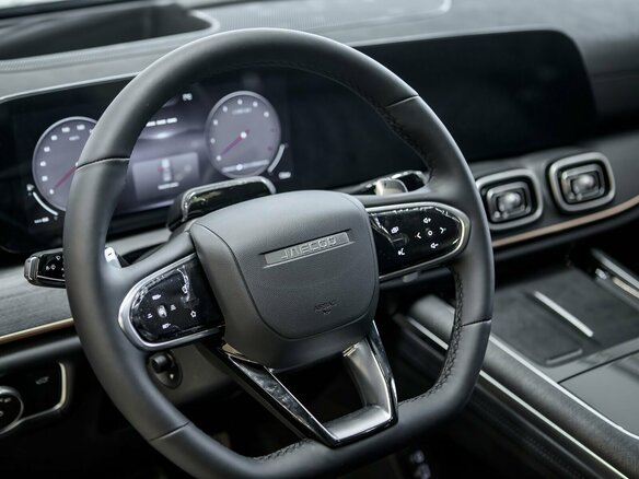 2024 Jaecoo J8, серый, 4909000 рублей - вид 24