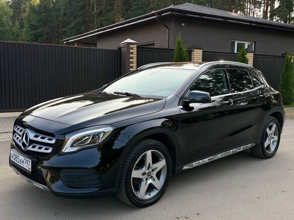 2017 Mercedes-Benz GLA 250 I (X156) Рестайлинг, чёрный - вид 3