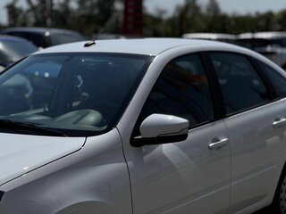 2026 Lada (ВАЗ) Granta I Рестайлинг, белый, 1118000 рублей, вид 2