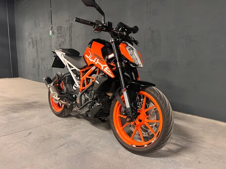 2019 KTM 390 Duke, оранжевый, 449000 рублей, вид 2