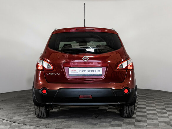 2011 Nissan Qashqai+2 I Рестайлинг, красный, 849000 рублей - вид 5