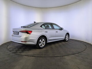 2021 Skoda Octavia IV (A8), серый, 2070000 рублей, вид 5