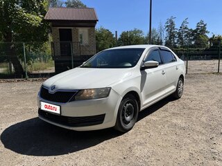 2018 Skoda Rapid I Рестайлинг, белый, 790000 рублей, вид 1