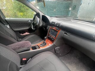 2001 Mercedes-Benz C-Класс 180 II (W203), серебристый, 310000 рублей, вид 4