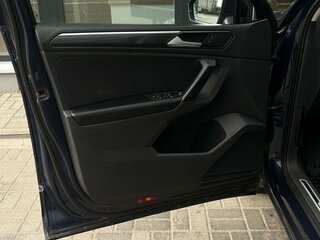2017 Volkswagen Tiguan II, синий, 1690000 рублей, вид 5