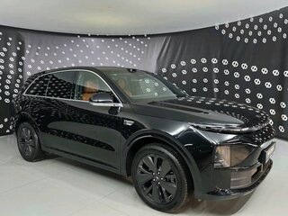 2025 Li Auto (Lixiang) L6 I, чёрный, 8990000 рублей, вид 4
