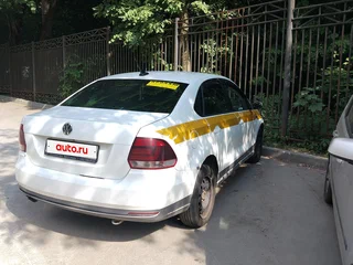 2018 Volkswagen Polo V Рестайлинг, белый, 550000 рублей, вид 1