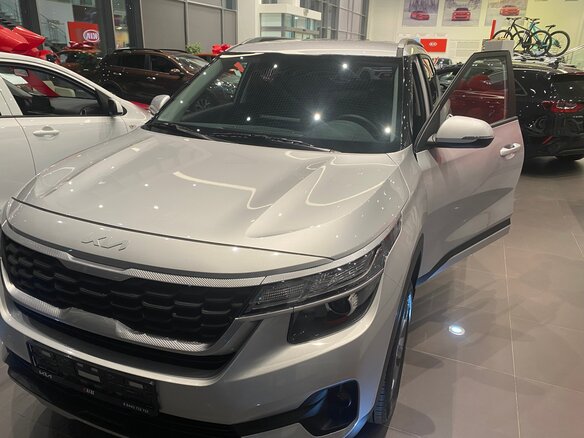2021 Kia Seltos I, серебристый, 2650000 рублей