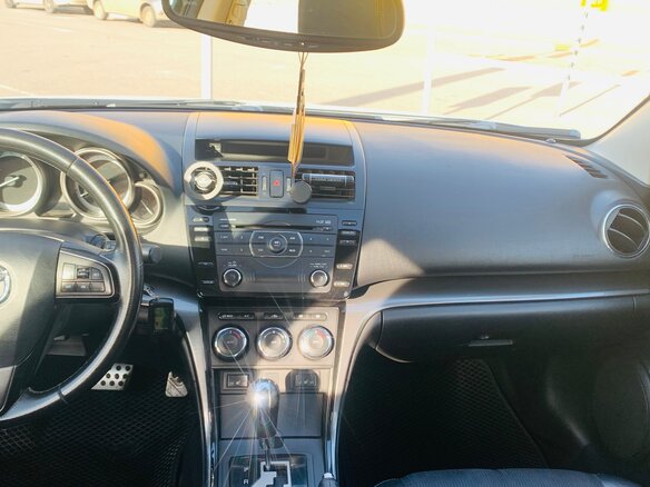 2011 Mazda 6 II (GH) Рестайлинг, белый, 827000 рублей - вид 9
