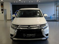 2017 Mitsubishi Outlander III Рестайлинг 2, белый, 1750000 рублей - вид 1
