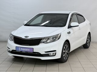 2017 Kia Rio III Рестайлинг, белый, 1070000 рублей, вид 1