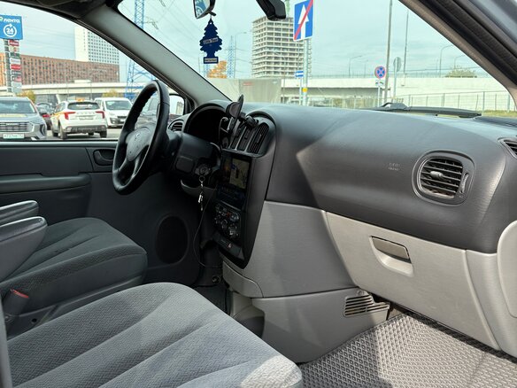 2005 Dodge Caravan Grand IV, серый - вид 16