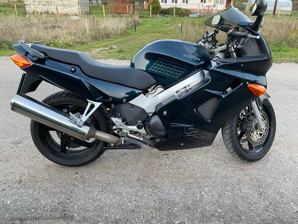 2001 Honda VFR 800, зелёный, 320000 рублей - вид 1