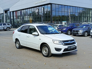 2016 Lada (ВАЗ) Granta I, белый, 299000 рублей, вид 3