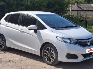 2019 Honda Fit III Рестайлинг, белый, 1200000 рублей, вид 5