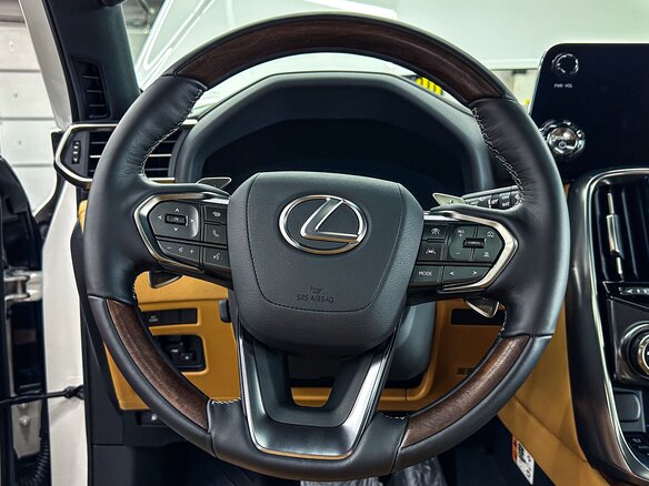 2025 Lexus LX 700h IV, белый, 19811600 рублей - вид 16