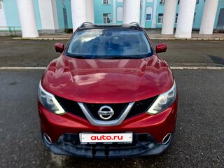 2015 Nissan Qashqai II, красный, 1590000 рублей, вид 2