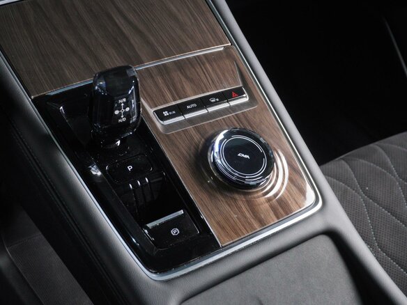 2025 Geely Xingyue L I Рестайлинг, серый, 3430000 рублей - вид 12