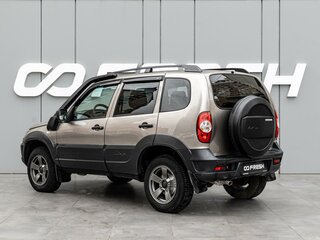 2020 Lada (ВАЗ) Niva Off-road, серый, 820000 рублей, вид 2
