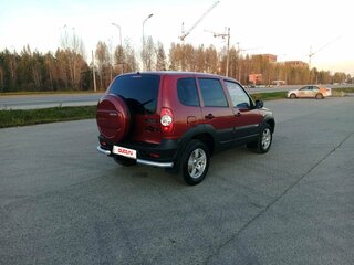 2012 Chevrolet Niva I Рестайлинг, красный, 550000 рублей, вид 2
