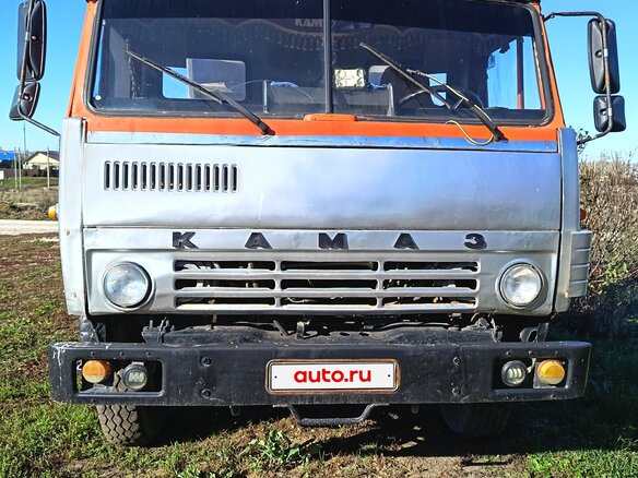 1989 КамАЗ 5511, оранжевый, 450000 рублей