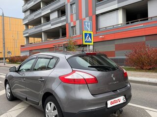 2013 Renault Megane III Рестайлинг, серый, 490000 рублей, вид 4