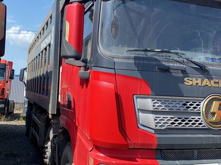 2022 Shacman (Shaanxi) SX3318, красный, 3210000 рублей, вид 2